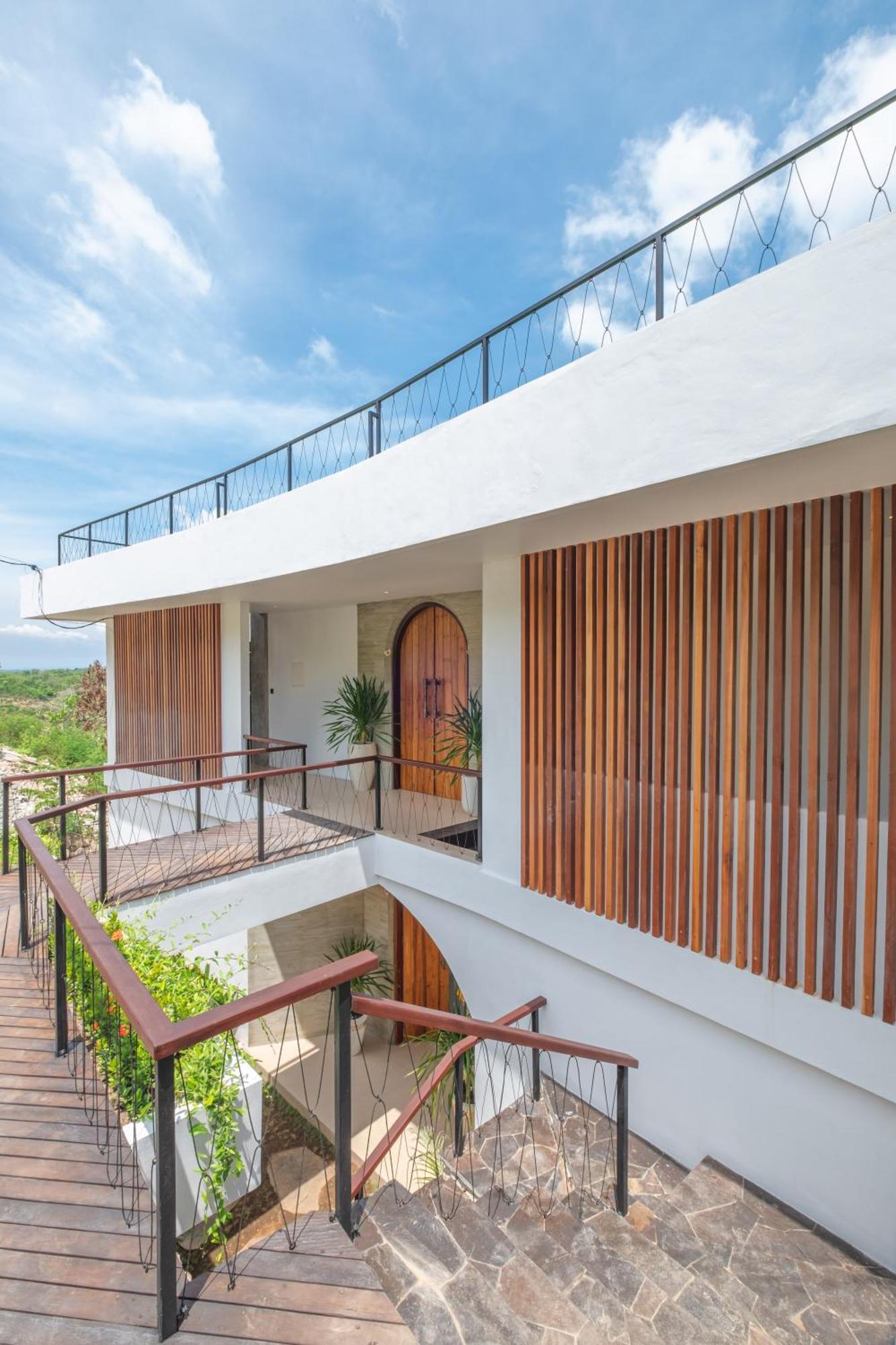 Villa Kaliente Toyapakeh Buitenkant foto