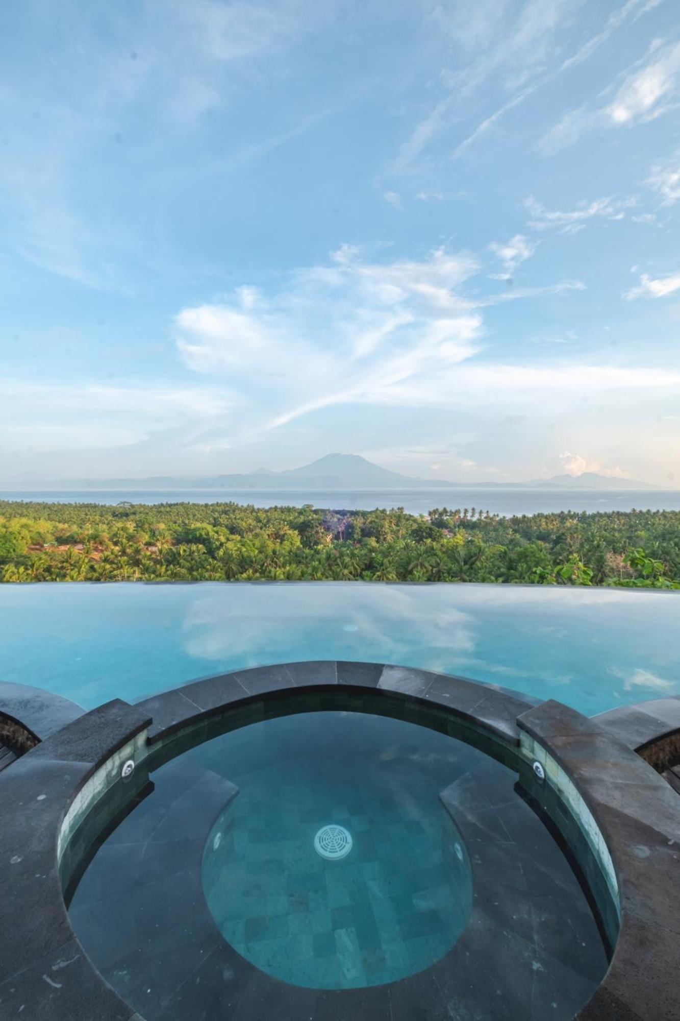 Villa Kaliente Toyapakeh Buitenkant foto