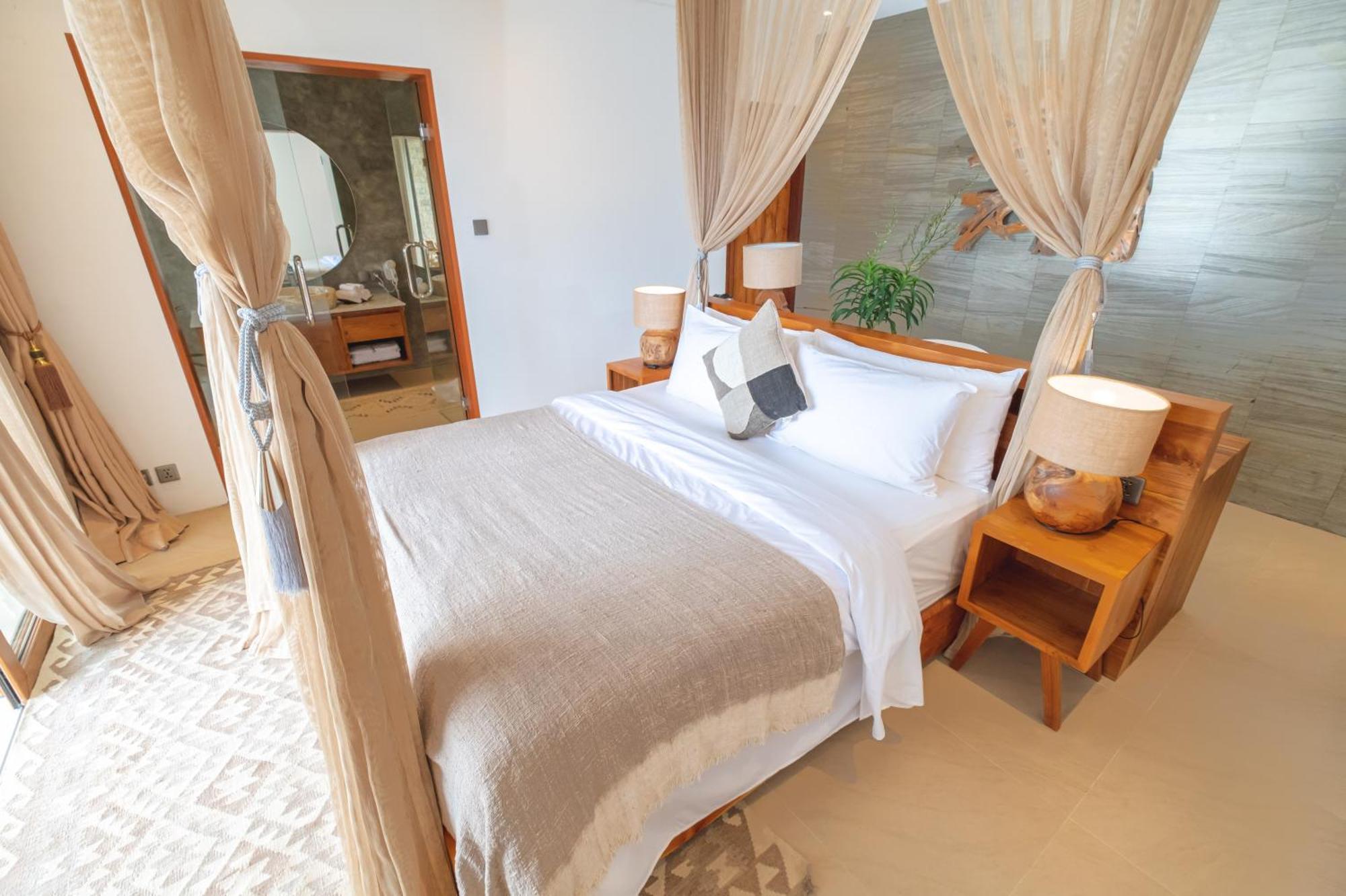 Villa Kaliente Toyapakeh Buitenkant foto