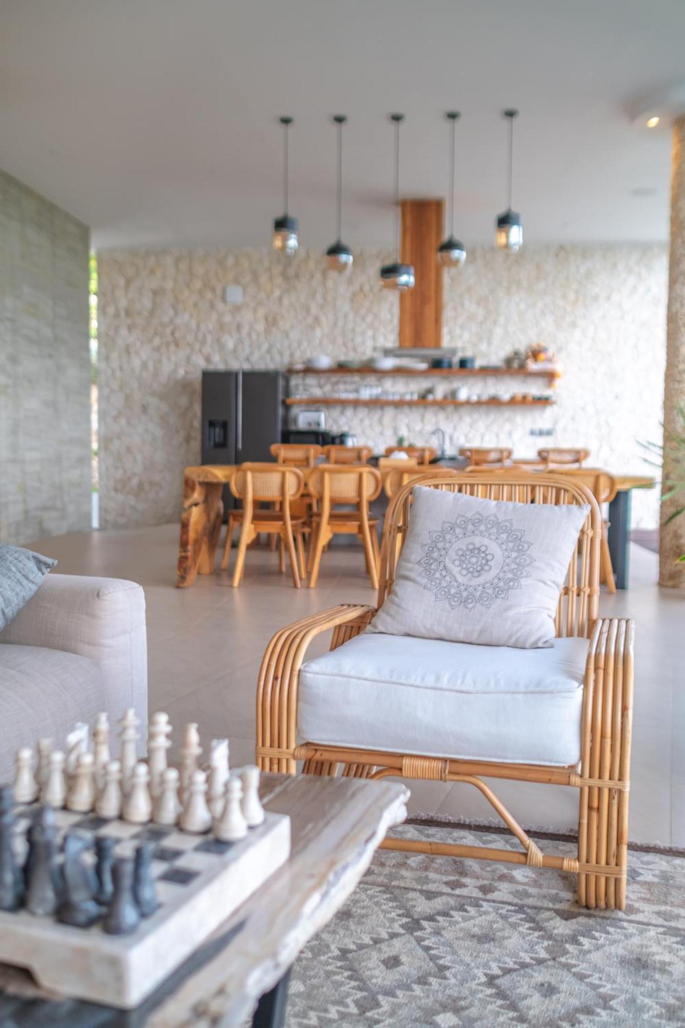 Villa Kaliente Toyapakeh Buitenkant foto
