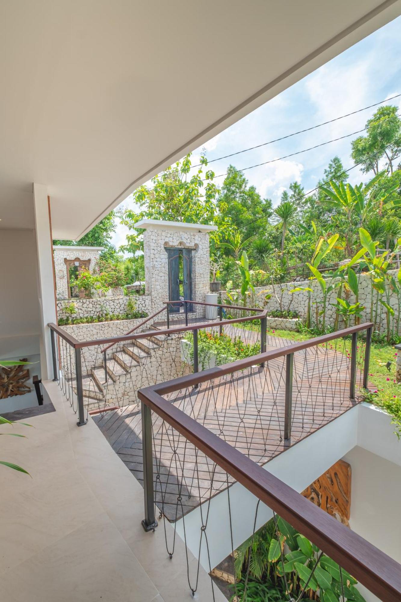 Villa Kaliente Toyapakeh Buitenkant foto